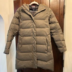 📣✔️Black Friday Sale ✔️📣 Amazing dark green Helly Hanson Parka